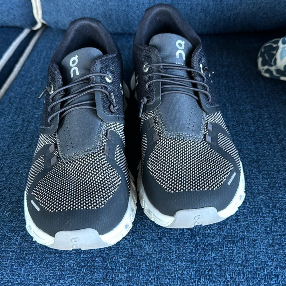 On Cloud 5 - image 1